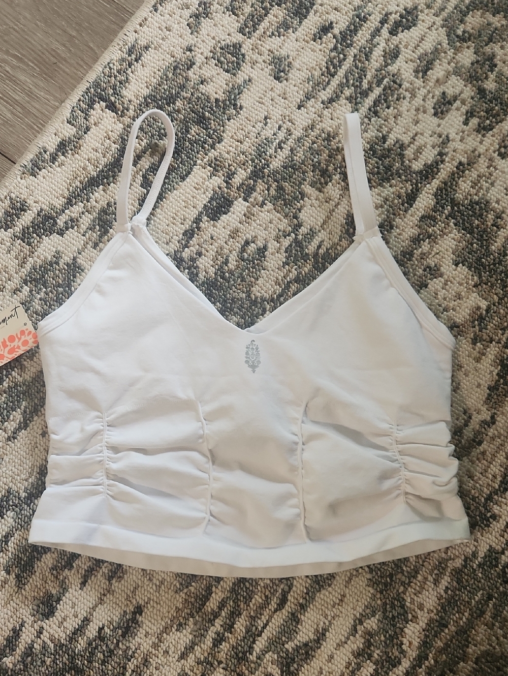 Free People White Ruched Cropped Tank Top NWT - Picture 4 of 4